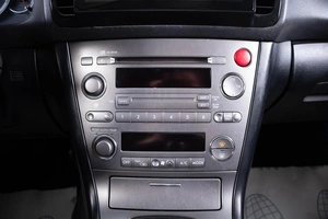 Седан Subaru Legacy 2006 года, 999000 рублей, Пермь