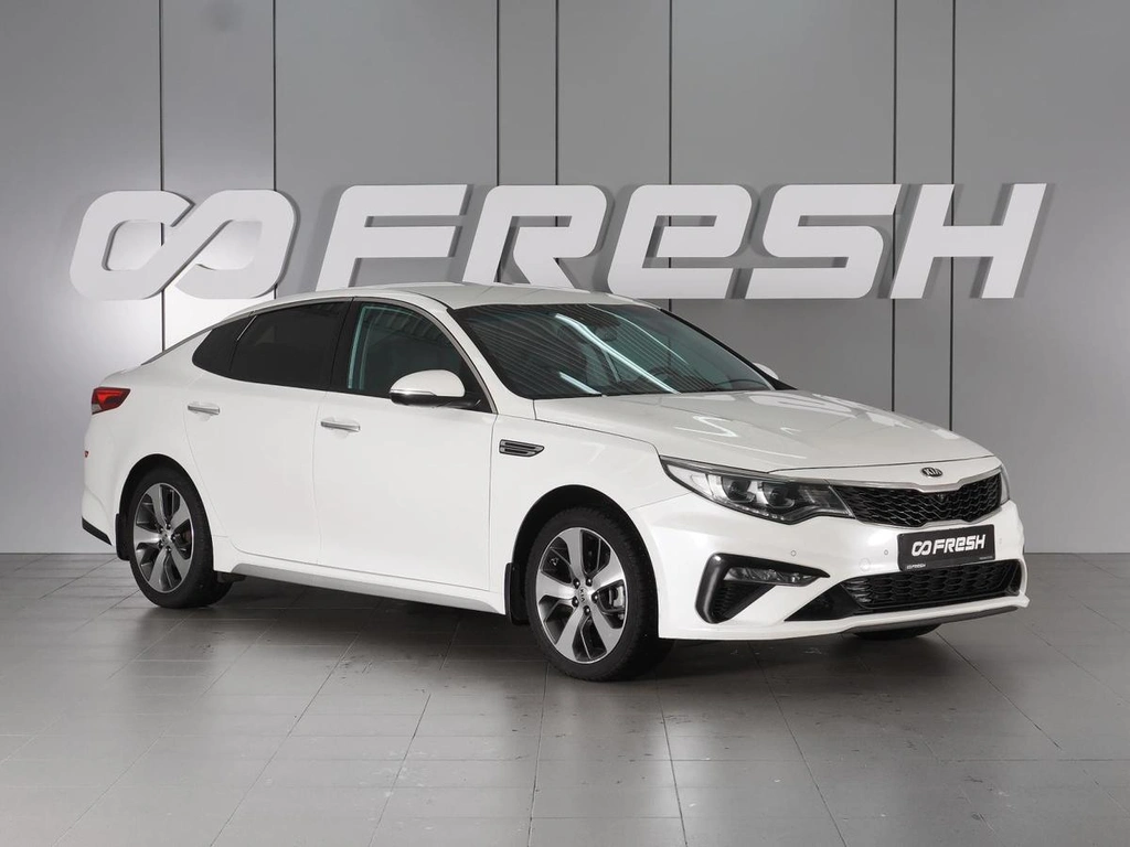 Седан Kia Optima 2020 года, 1969000 рублей, Красный Пахарь