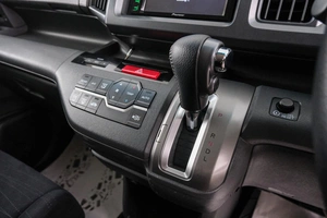 Минивэн Honda Stepwgn 2011 года, 1359000 рублей, Красноярск