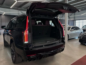 Внедорожник Cadillac Escalade-V 2025 года, 24990000 рублей, Павловская Слобода