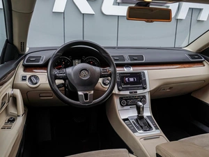 Седан Volkswagen Passat CC 2011 года, 1120000 рублей, Краснодар