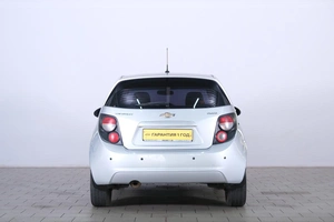 Хетчбэк Chevrolet Aveo 2013 года, 679000 рублей, Омск