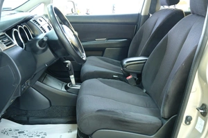 Хетчбэк Nissan Tiida 2012 года, 999000 рублей, Омск