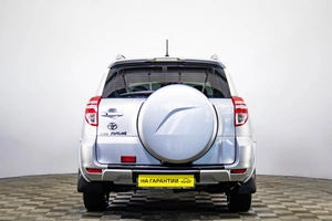 Внедорожник Toyota RAV4 2011 года, 1399000 рублей, Пермь