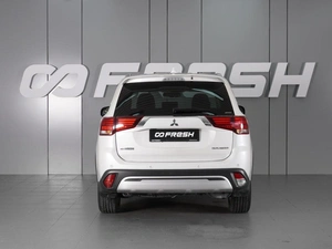 Внедорожник Mitsubishi Outlander 2018 года, 2650000 рублей, Минеральные Воды