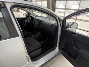 Хэтчбек Volkswagen Golf Plus 2013 года, 840000 рублей, Смоленск