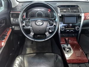 Седан Toyota Camry 2013 года, 1359000 рублей, Абакан
