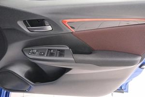 Хетчбэк Honda Fit 2018 года, 1759000 рублей, Красноярск