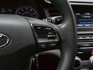 Седан Hyundai Elantra 2019 года, 1290000 рублей, Краснодар