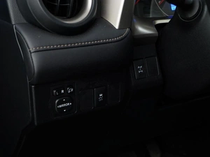 Внедорожник Toyota RAV4 2014 года, 1890055 рублей, Москва