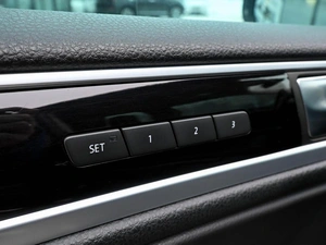 Внедорожник Volkswagen Touareg 2011 года, 2050000 рублей, Волгоград