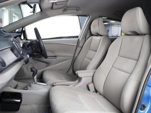 Лифтбек Honda Insight 2009 года, 880000 рублей, Омск