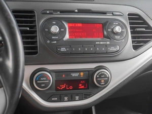Хетчбэк Kia Picanto 2013 года, 999000 рублей, Тюмень