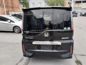 Минивэн Honda Stepwgn Spada 2020 года, 2419000 рублей, Красноярск