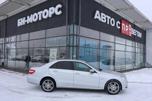 Седан Mercedes-benz E-класс 2009 года, 1400000 рублей, Мирное