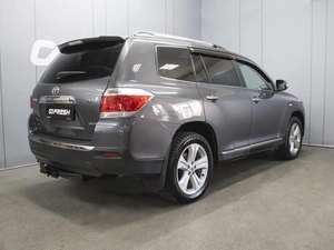 Внедорожник Toyota Highlander 2011 года, 1730000 рублей, Омск
