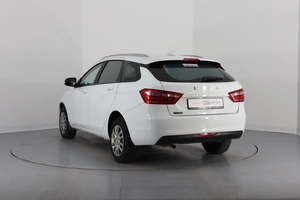 Универсал ВАЗ (LADA) Vesta 2021 года, 1240000 рублей, Брянск