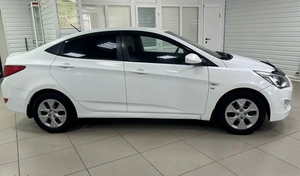 Седан Hyundai Solaris 2014 года, 679000 рублей, Ачинск