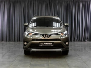 Внедорожник Toyota RAV4 2017 года, 2119000 рублей, Тюмень