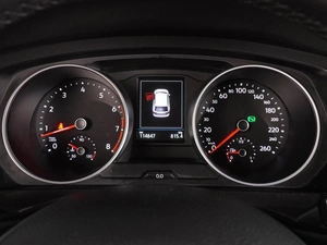 Внедорожник Volkswagen Tiguan 2017 года, 2249000 рублей, Воронеж