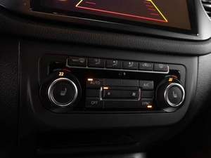 Внедорожник Volkswagen Tiguan 2012 года, 1449000 рублей, Тюмень