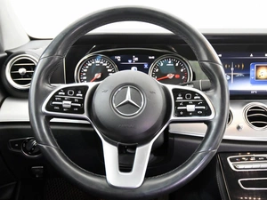 Седан Mercedes-benz E-класс 2019 года, 2999000 рублей, Орёл