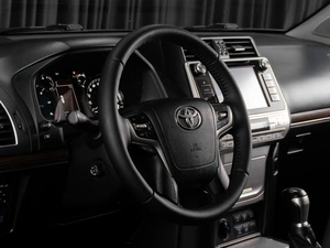 Внедорожник Toyota Land Cruiser Prado 2017 года, 3777000 рублей, Тюмень