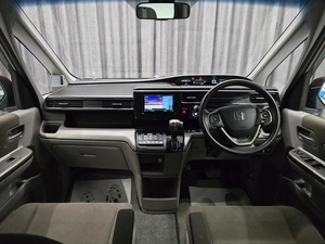 Минивэн Honda Stepwgn 2016 года, 1449000 рублей, Красноярск