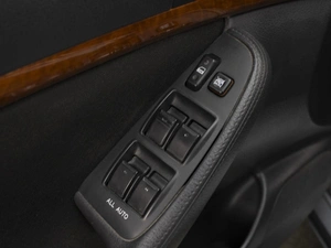 Седан Toyota Avensis 2007 года, 960000 рублей, Омск