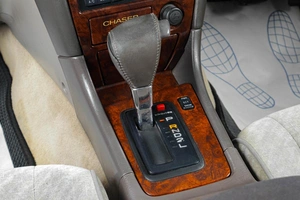 Седан Toyota Chaser 2000 года, 599000 рублей, Тюмень