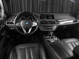 Седан BMW 7 серия 2018 года, 4134000 рублей, Тюмень