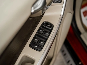 Внедорожник Volvo XC60 2012 года, 1000000 рублей, Красноярск