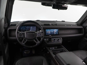 Внедорожник Land Rover Defender 2021 года, 6825444 рублей, Москва