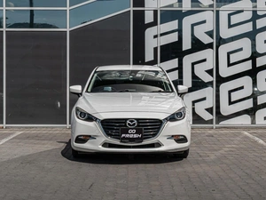 Хетчбэк Mazda Axela 2018 года, 1420000 рублей, Краснодар