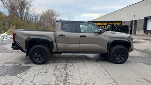 Пикап Toyota Tacoma 2025 года, 10490000 рублей, Павловская Слобода