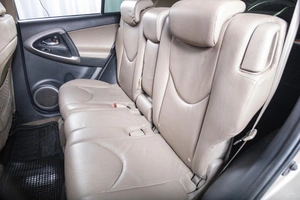 Внедорожник Toyota RAV4 2007 года, 1299000 рублей, Томск