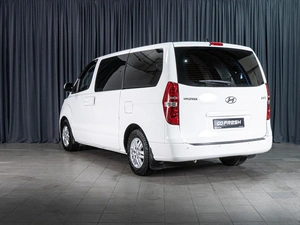 Минивэн Hyundai H-1 2018 года, 2699000 рублей, Волгоград