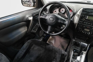 Внедорожник Toyota RAV4 2004 года, 849000 рублей, Новокузнецк