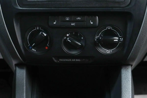 Седан Volkswagen Jetta 2013 года, 889000 рублей, Челябинск