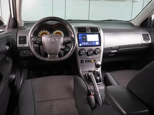 Седан Toyota Corolla 2011 года, 1239000 рублей, Воронеж