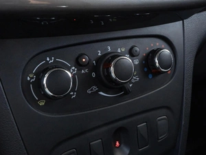 Седан Renault Logan Stepway 2022 года, 1460000 рублей, Волгоград