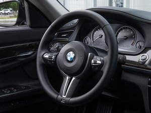 Седан BMW 7 серия 2014 года, 1976000 рублей, Волгоград