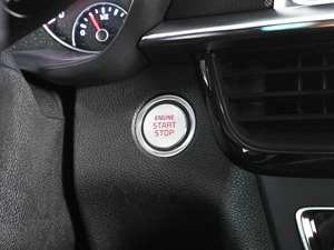 Седан Kia Optima 2020 года, 1999999 рублей, Аксай