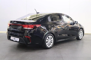 Седан Kia Rio 2019 года, 1390000 рублей, Брянск