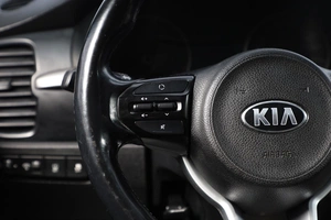 Хетчбэк Kia Rio X-Line 2018 года, 1199000 рублей, Новосибирск