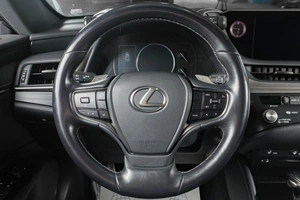Седан Lexus ES 2021 года, 4249000 рублей, Тюмень