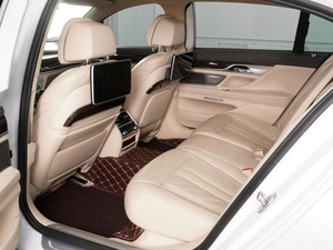 Седан BMW 7 серия 2015 года, 3469000 рублей, Красный Пахарь
