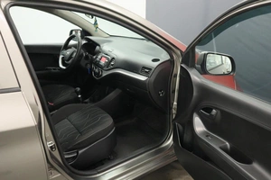 Хэтчбек Kia Picanto 2012 года, 660000 рублей, Железногорск