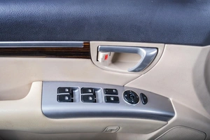 Внедорожник Hyundai Santa Fe 2011 года, 1289000 рублей, Томск