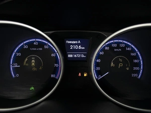 Внедорожник Hyundai ix35 2012 года, 1160000 рублей, Омск